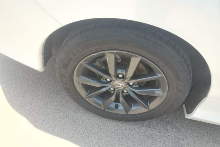 Used Honda Civic 2016 220TURBO CVT Luxury Edition Right Rear Wheel Hub
