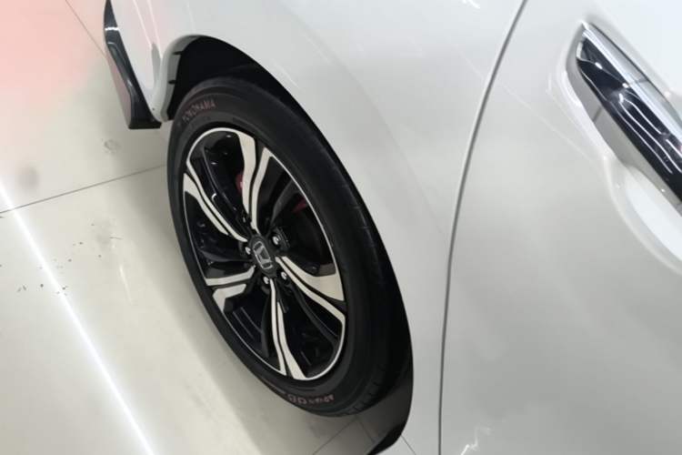Used Honda Civic 2016 220TURBO CVT Luxury Edition Right Rear Wheel Hub