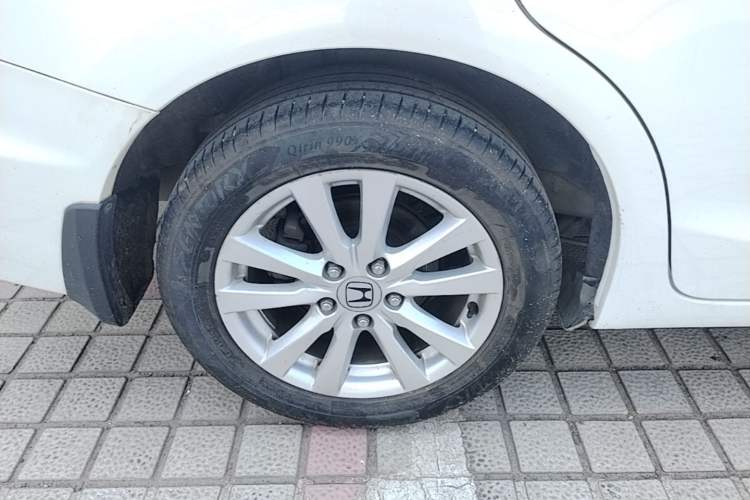 Used Honda Civic 2016 1.8L Automatic Comfort Version Right Rear Wheel Hub