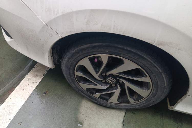 Used Honda Civic 2016 220TURBO CVT Luxury Edition Right Rear Wheel Hub