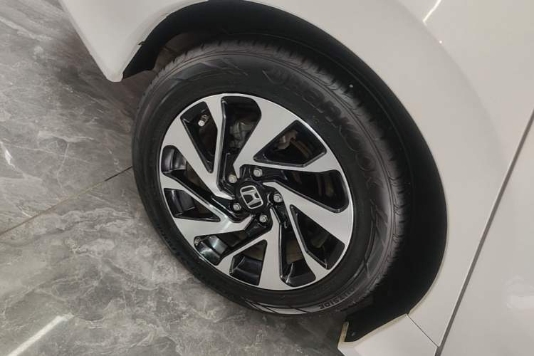 Used Honda Civic 2016 220TURBO CVT Luxury Edition Right Rear Wheel Hub