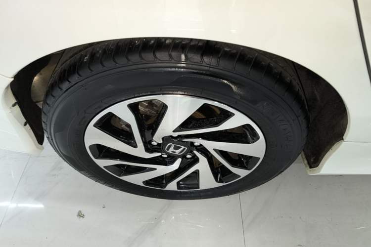 Used Honda Civic 2016 220TURBO CVT Luxury Edition Right Rear Wheel Hub