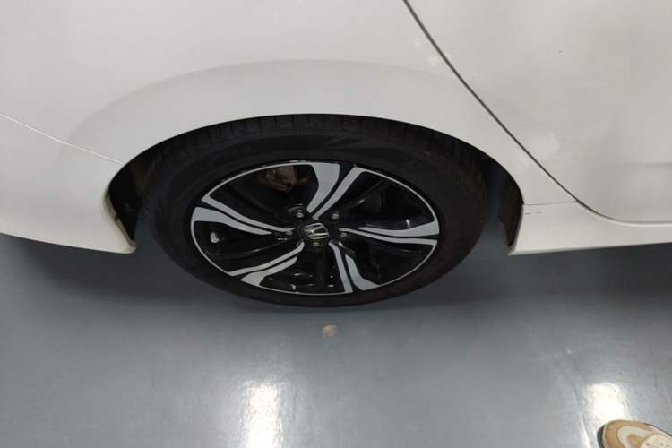 Used Honda Civic 2016 220TURBO CVT Prestige Edition Right Rear Wheel Hub