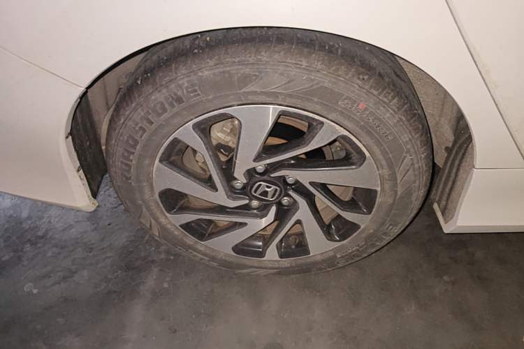 Used Honda Civic 2016 220TURBO Manual Luxury Edition Right Rear Wheel Hub