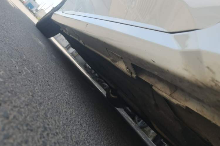 Used Honda Civic 2016 220TURBO CVT Luxury Edition Right Side Sill
