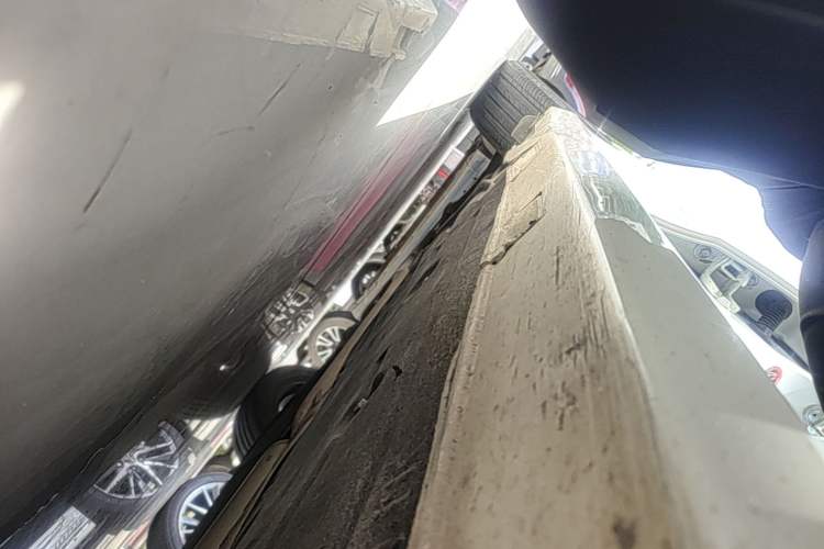 Used Honda Civic 2016 220TURBO CVT Luxury Edition Right Side Sill