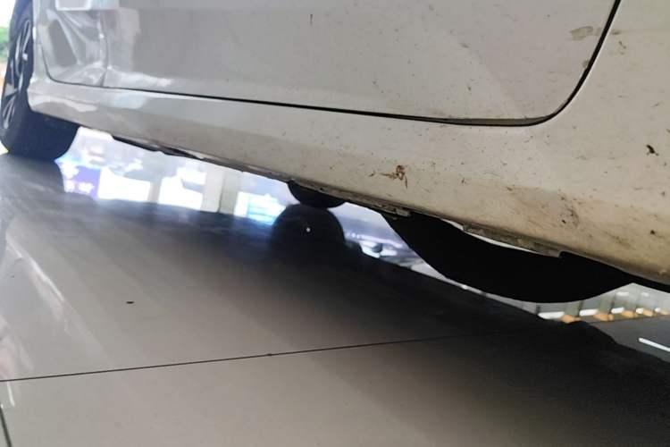 Used Honda Civic 2016 220TURBO CVT Luxury Edition Right Side Sill