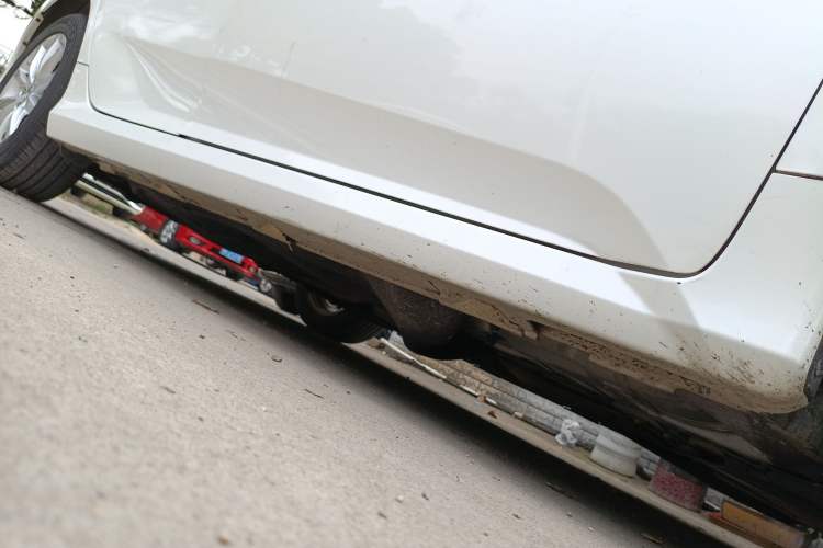 Used Honda Civic 2016 180TURBO CVT Comfort Version Right Side Sill