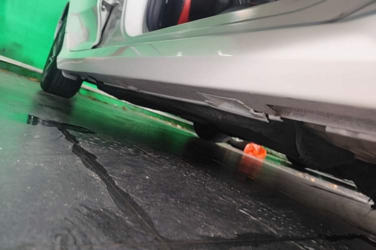 Used Honda Civic 2016 220TURBO CVT Luxury Edition Right Side Sill