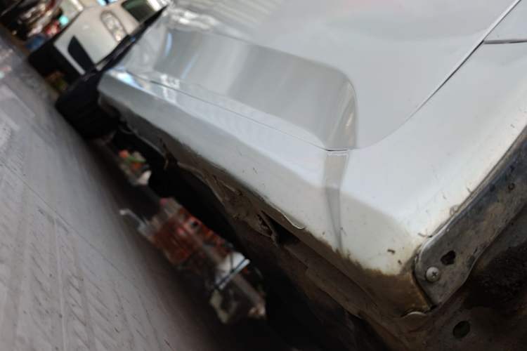 Used Honda Civic 2016 220TURBO CVT Luxury Edition Right Side Sill