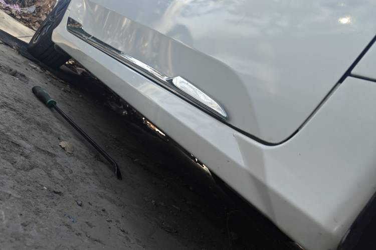 Used Honda Civic 2016 180TURBO CVT Comfort Version Right Side Sill