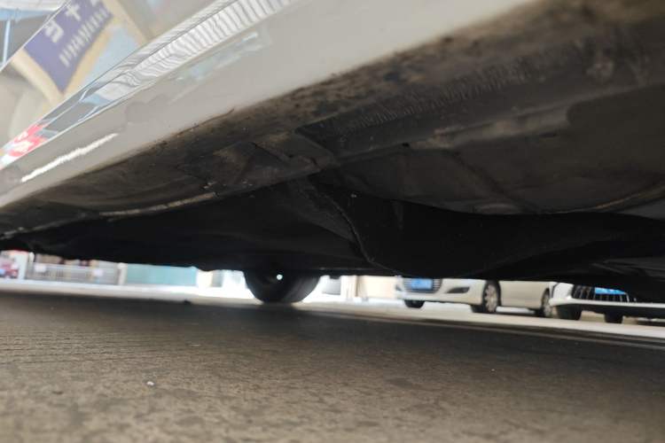 Used Honda Civic 2016 220TURBO CVT Luxury Edition Right Side Sill