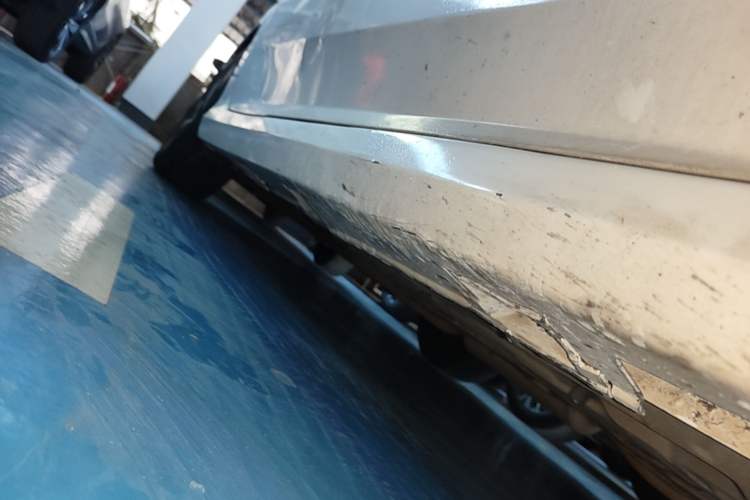 Used Honda Civic 2016 220TURBO CVT Luxury Edition Right Side Sill