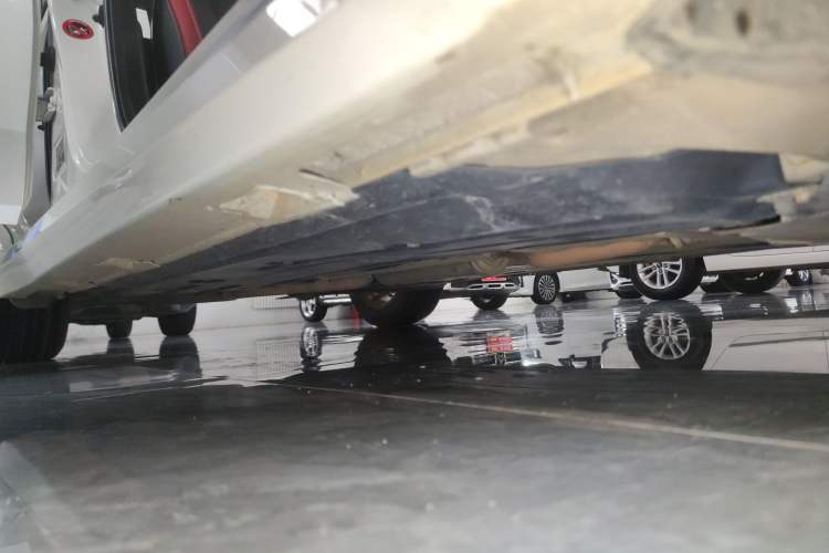 Used Honda Civic 2016 180TURBO CVT Comfort Version Right Side Sill