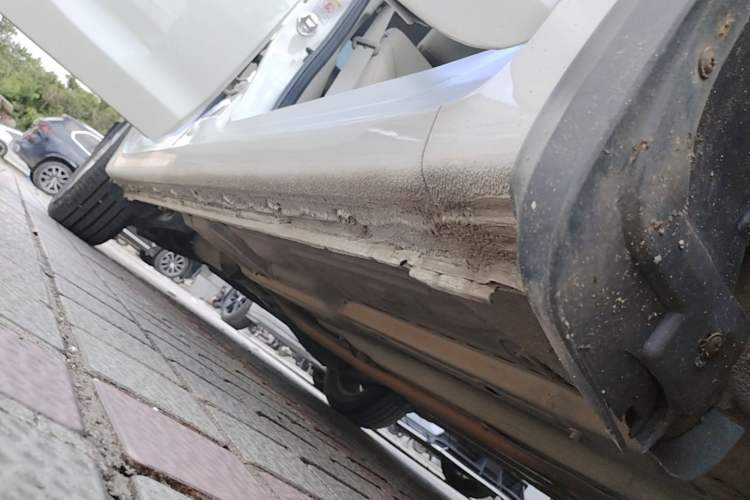 Used Honda Civic 2016 1.8L Automatic Comfort Version Right Side Sill
