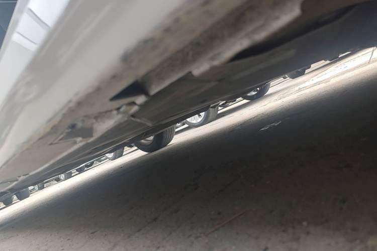 Used Honda Civic 2016 180TURBO CVT Comfort Version Right Side Sill