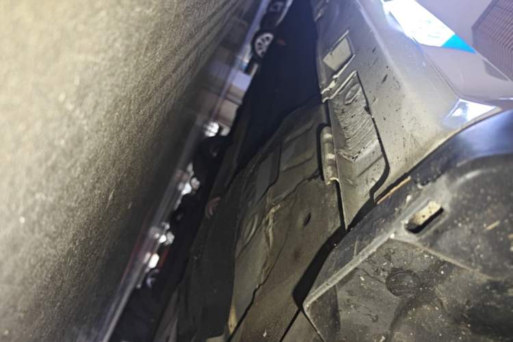 Used Honda Civic 2016 220TURBO CVT Luxury Edition Right Side Sill