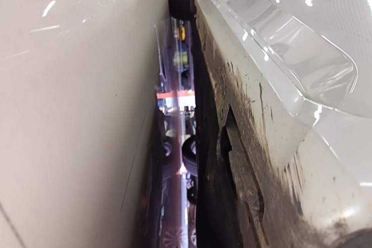 Used Honda Civic 2016 180TURBO CVT Comfort Version Right Side Sill