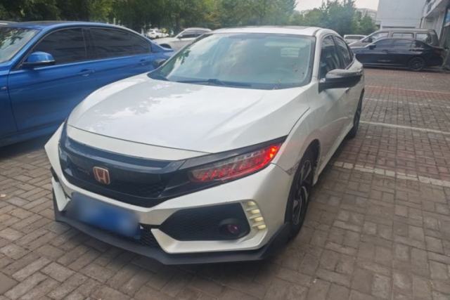 Honda Civic 2016 220TURBO CVT Luxury Edition usado