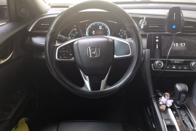 Used Honda Civic 2016 220TURBO CVT Luxury Edition Steering Wheel