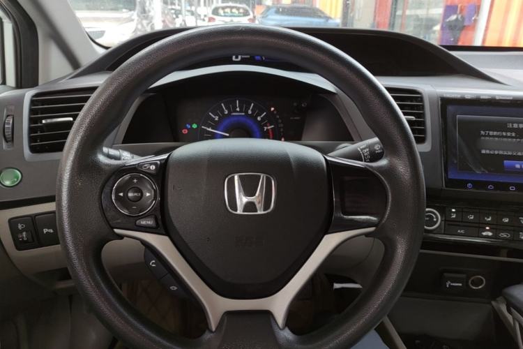 Used Honda Civic 2016 1.8L Automatic Comfort Version Steering Wheel