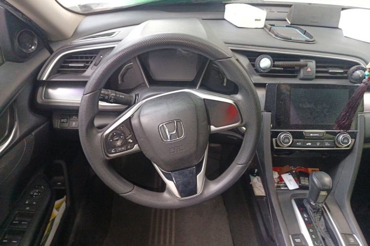 Used Honda Civic 2016 220TURBO CVT Luxury Edition Steering Wheel
