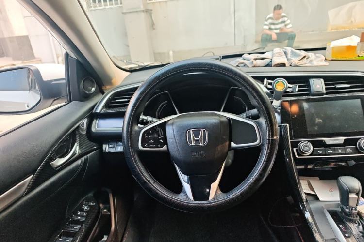 Used Honda Civic 2016 220TURBO CVT Luxury Edition Steering Wheel