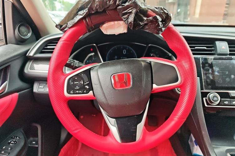 Used Honda Civic 2016 220TURBO CVT Luxury Edition Steering Wheel