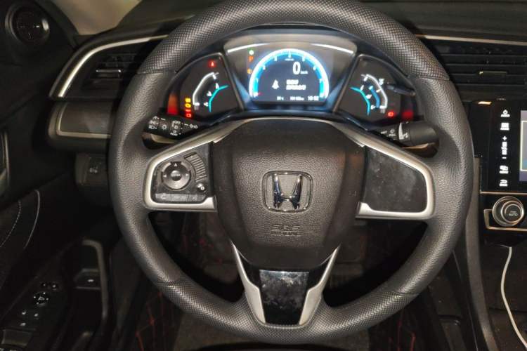 Used Honda Civic 2016 220TURBO CVT Luxury Edition Steering Wheel