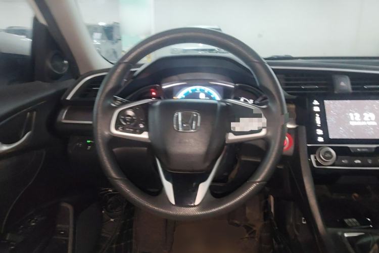 Used Honda Civic 2016 220TURBO Manual Luxury Edition Steering Wheel