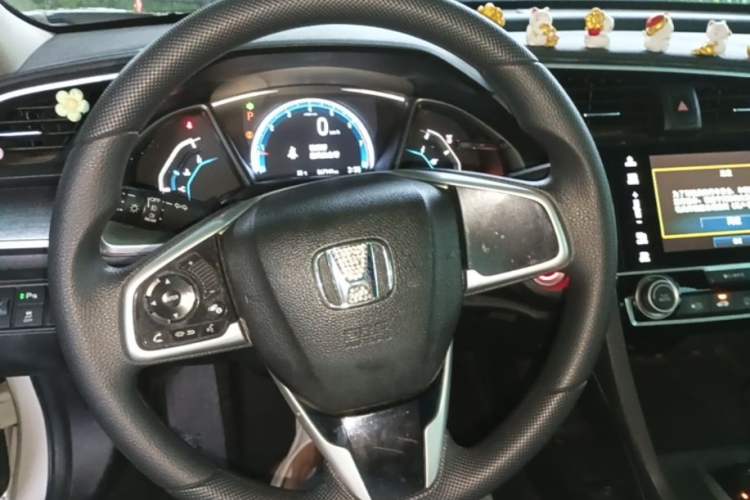 Used Honda Civic 2016 220TURBO CVT Luxury Edition Steering Wheel