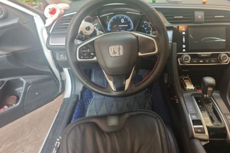 Used Honda Civic 2016 220TURBO CVT Luxury Edition Steering Wheel