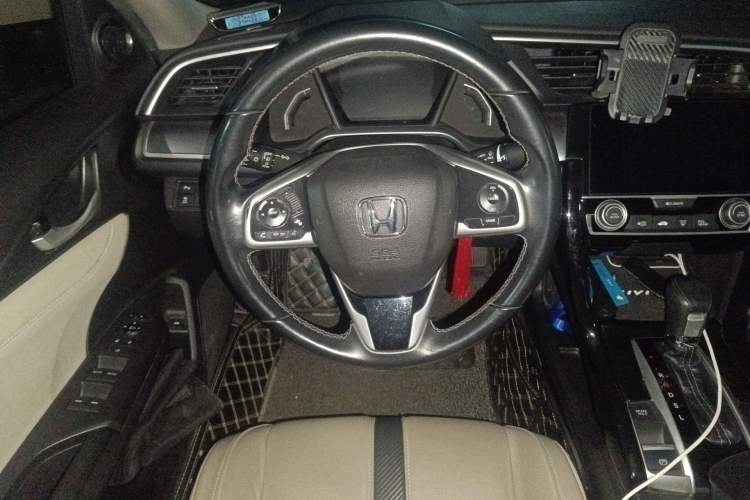 Used Honda Civic 2016 220TURBO CVT Prestige Edition Steering Wheel