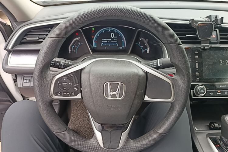Used Honda Civic 2016 220TURBO CVT Luxury Edition Steering Wheel