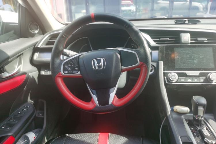 Used Honda Civic 2016 220TURBO CVT Luxury Edition Steering Wheel