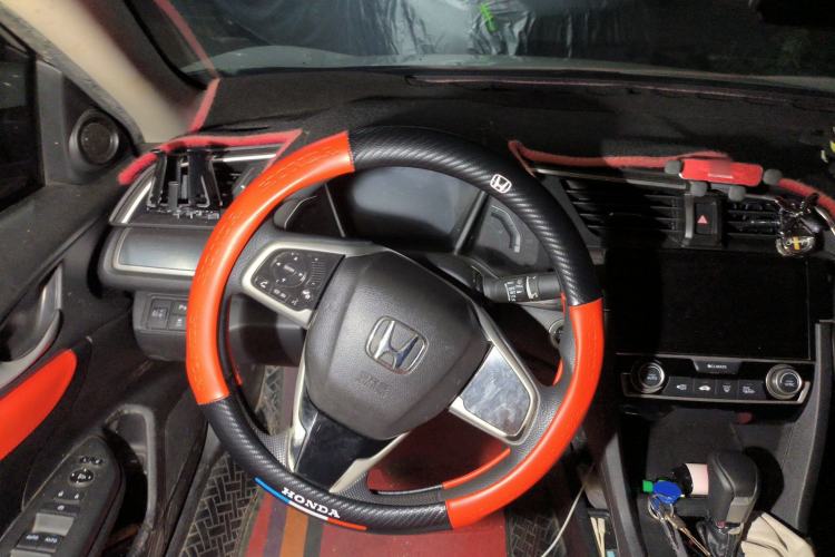 Used Honda Civic 2016 220TURBO CVT Luxury Edition Steering Wheel
