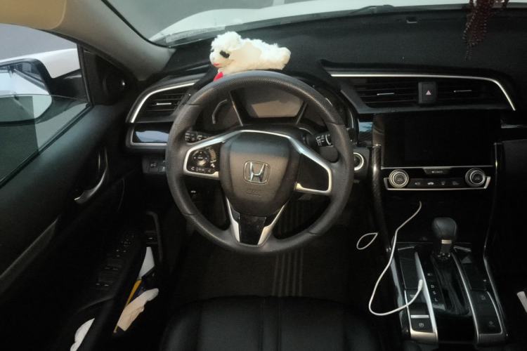 Used Honda Civic 2016 220TURBO CVT Luxury Edition Steering Wheel