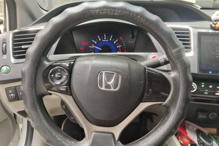 Used Honda Civic 2016 1.8L Automatic Comfort Version Steering Wheel