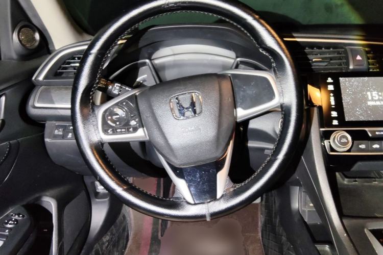 Used Honda Civic 2016 220TURBO CVT Luxury Edition Steering Wheel