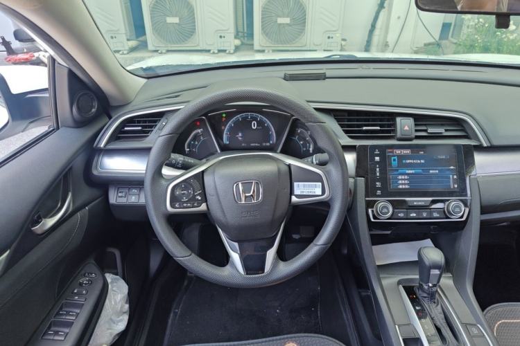Used Honda Civic 2016 220TURBO CVT Luxury Edition Steering Wheel