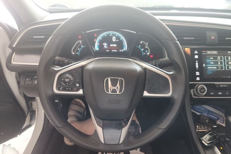 Used Honda Civic 2016 220TURBO CVT Luxury Edition Steering Wheel