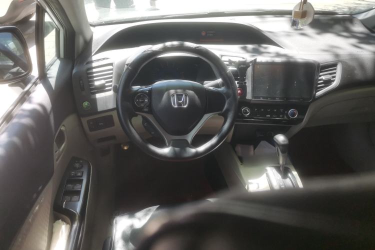 Used Honda Civic 2016 1.8L Automatic Comfort Version Steering Wheel