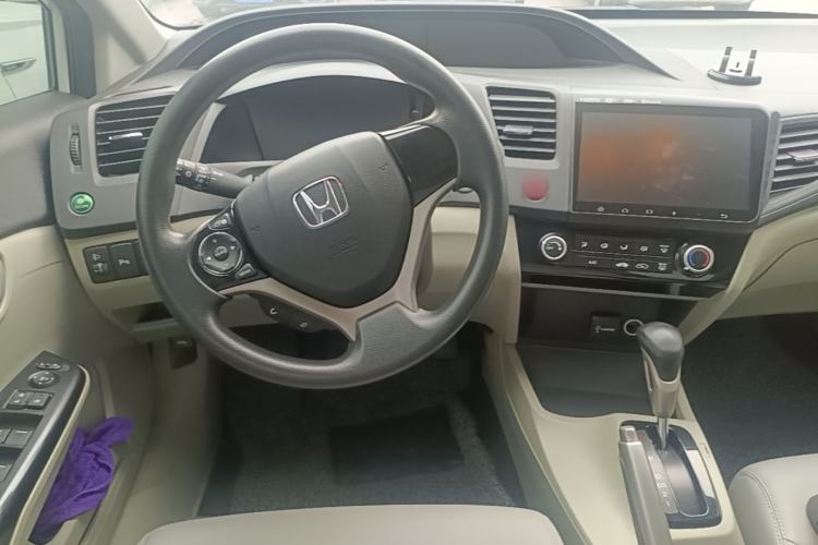 Used Honda Civic 2016 1.8L Automatic Comfort Version Steering Wheel