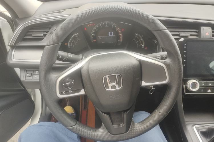 Used Honda Civic 2016 180TURBO Manual Comfort Version Steering Wheel