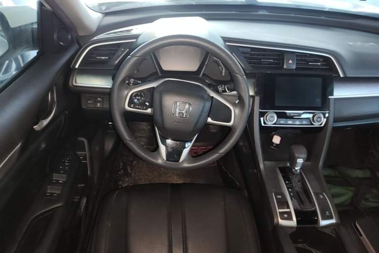 Used Honda Civic 2016 220TURBO CVT Luxury Edition Steering Wheel