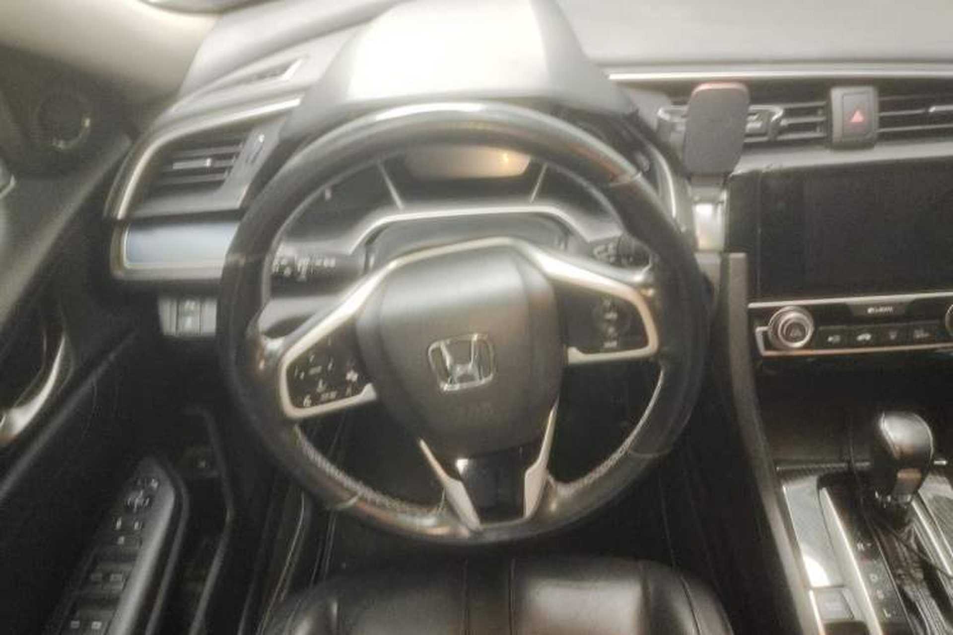 Used Honda Civic 2016 220TURBO CVT Prestige Edition Steering Wheel
