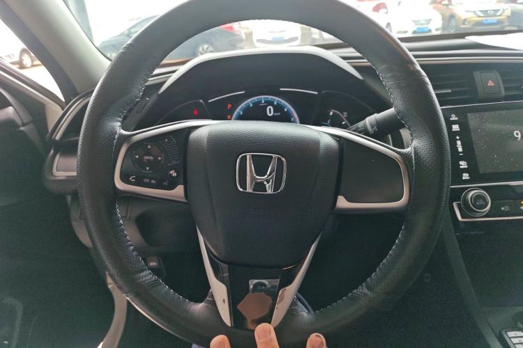 Used Honda Civic 2016 220TURBO CVT Luxury Edition Steering Wheel