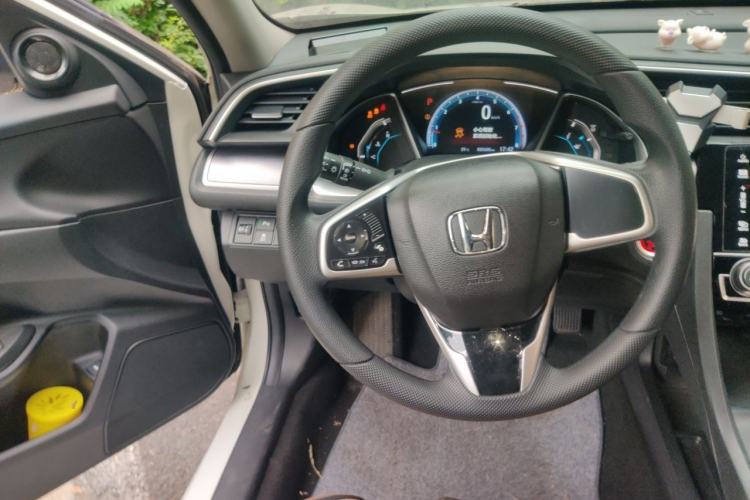 Used Honda Civic 2016 220TURBO CVT Luxury Edition Steering Wheel
