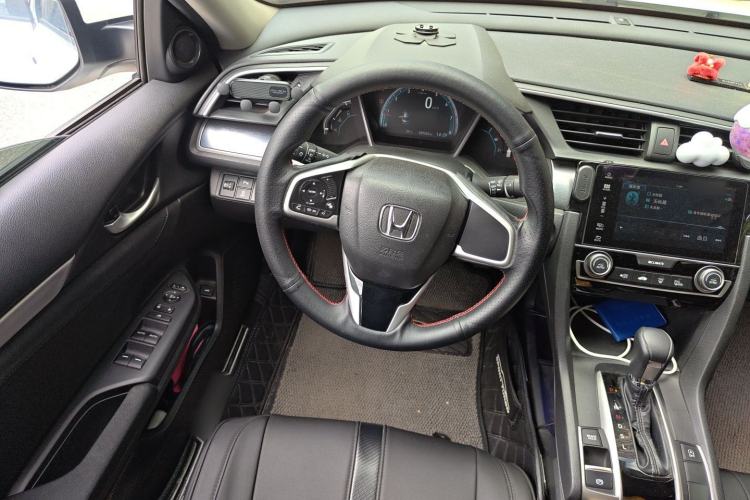 Used Honda Civic 2016 220TURBO CVT Luxury Edition Steering Wheel