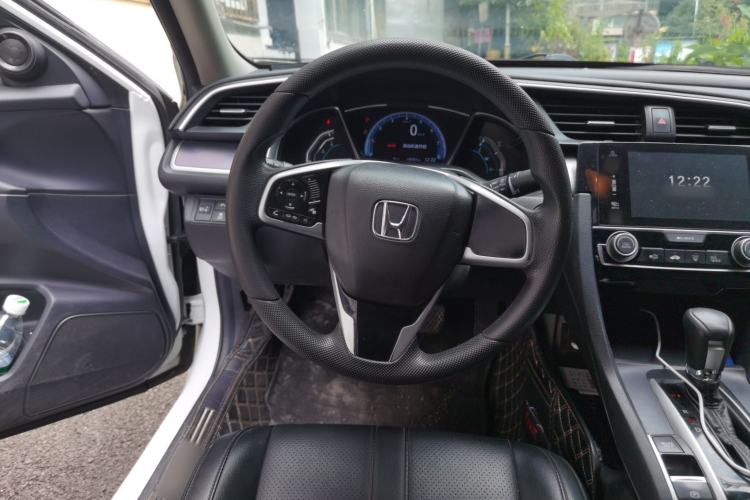 Used Honda Civic 2016 220TURBO CVT Luxury Edition Steering Wheel